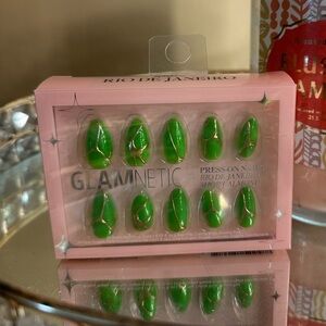 Glamnetic Rio de Janeiro Press-On Nails